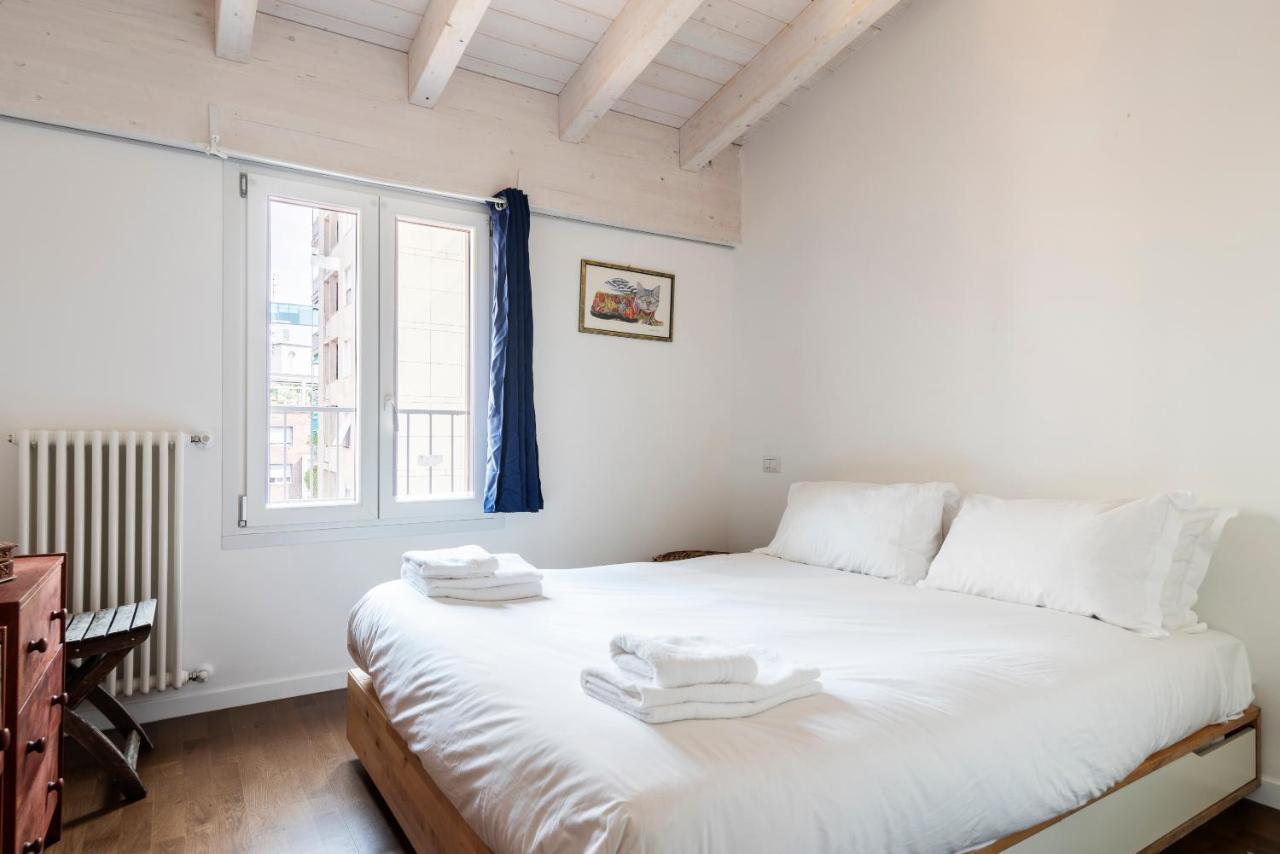 Cozy Apartment Near Central Station Milano Esterno foto